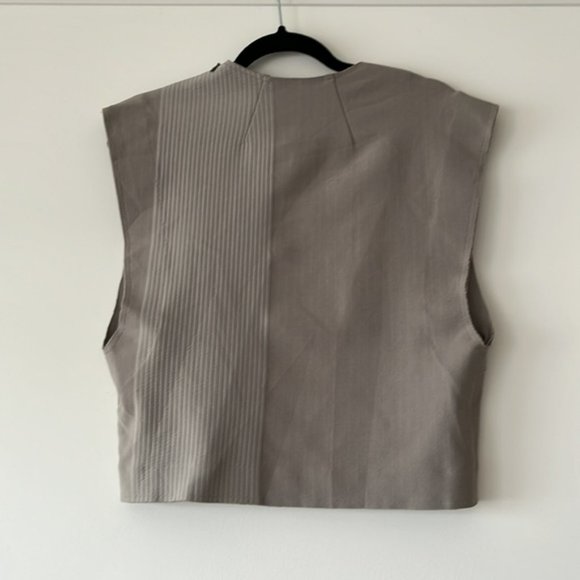 JEANSWEST Metallic Mustard Gold Turtleneck Sweater NWT - Picture 4 of 9